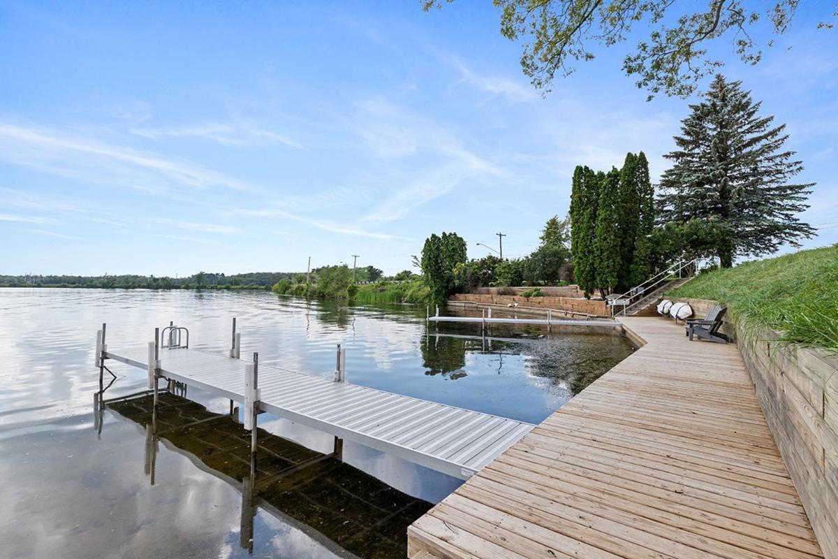 Lakeside Getaway With Dock, Firepit, Grill Newaygo Экстерьер фото